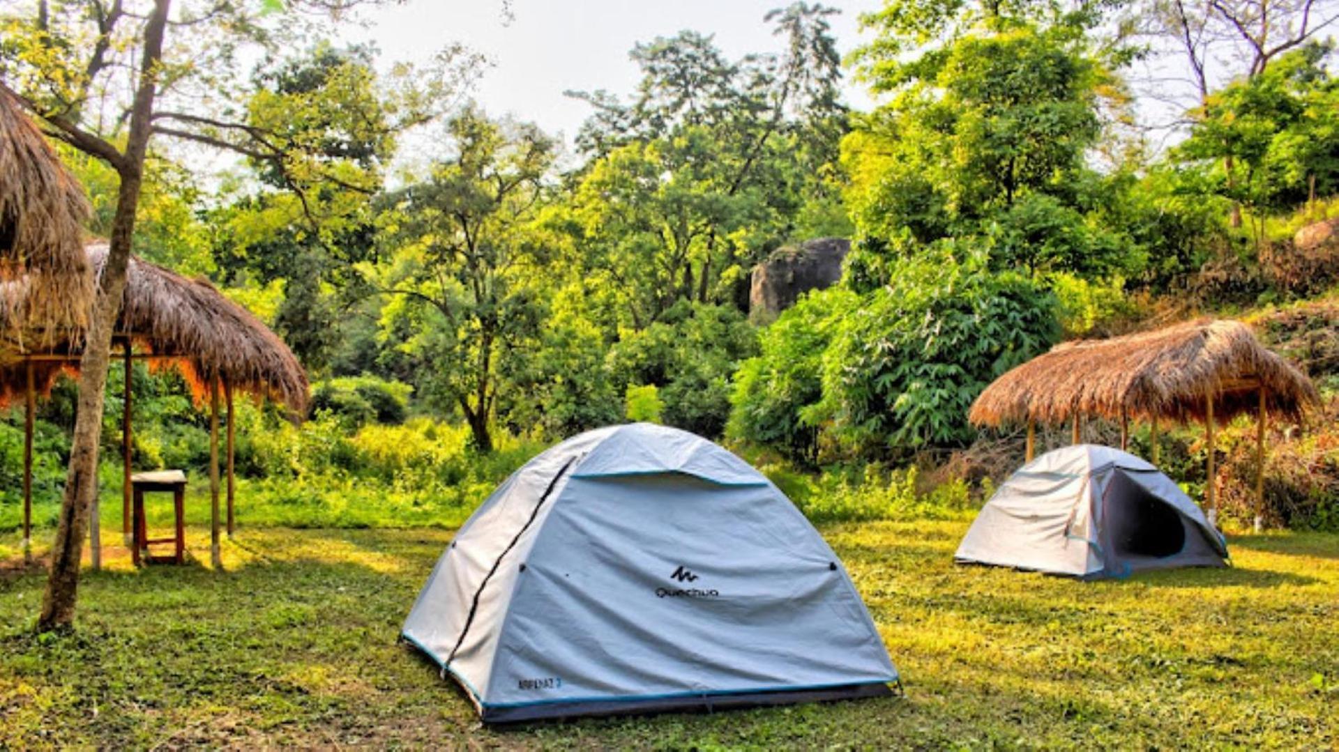 Brahmaputra Jungle Resort Ґувахаті Екстер'єр фото