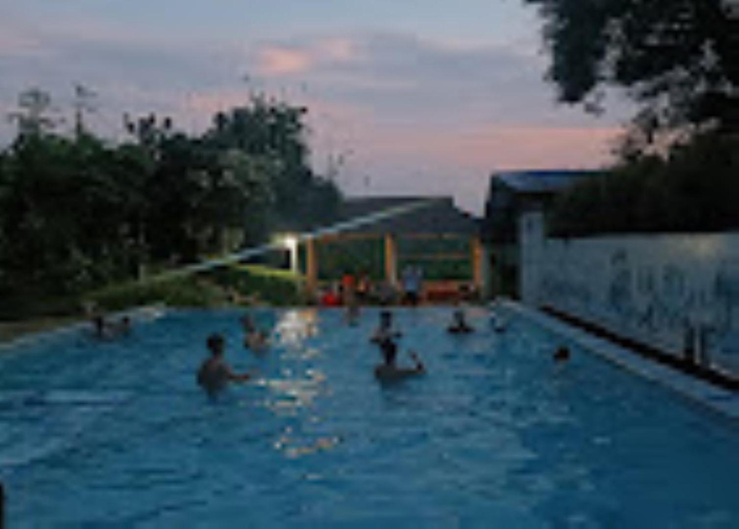 Brahmaputra Jungle Resort Ґувахаті Екстер'єр фото
